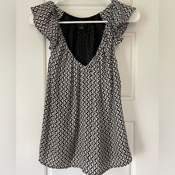 NWOT Ann Taylor Petite V Neck Patterned Blouse Tank - Picture 1 of 7
